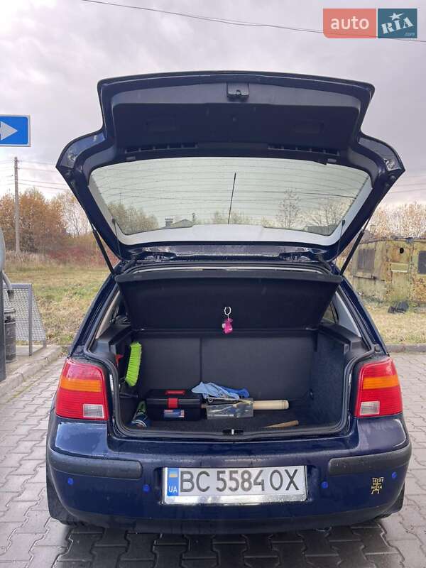 Хетчбек Volkswagen Golf 1999 в Львові