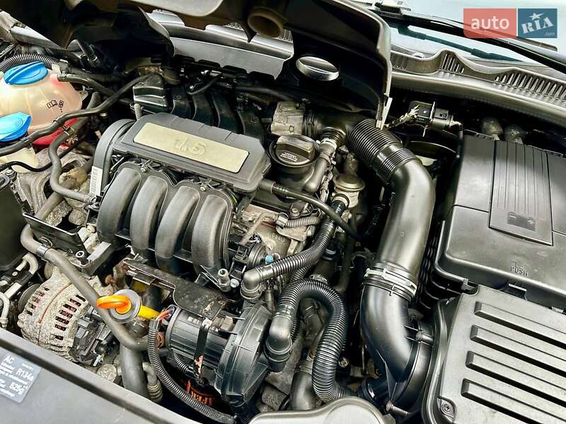 Хетчбек Volkswagen Golf 2008 в Полтаві