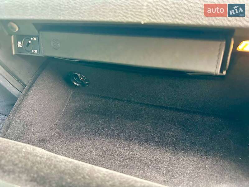 Хетчбек Volkswagen Golf 2008 в Полтаві