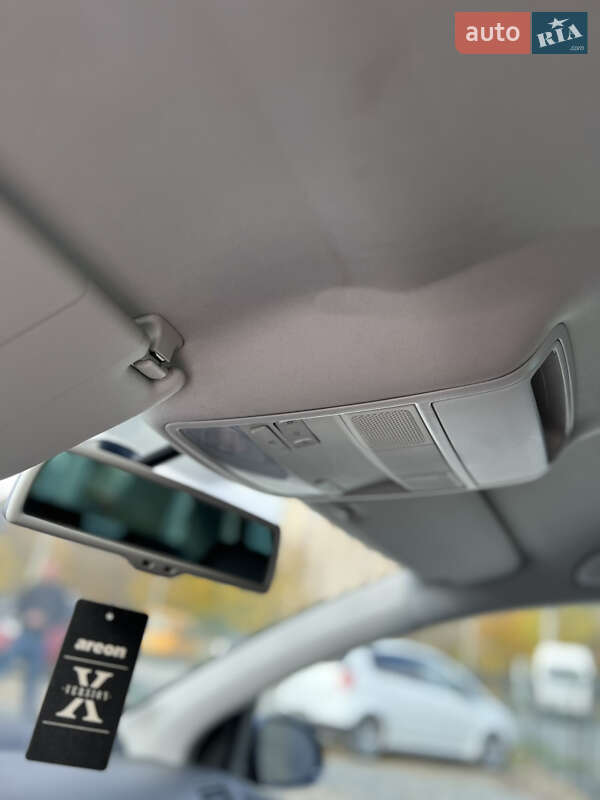 Хетчбек Volkswagen Golf 2008 в Чернівцях