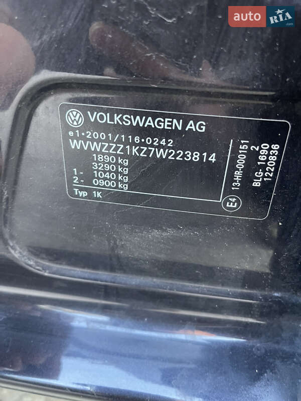 Хэтчбек Volkswagen Golf 2007 в Киеве