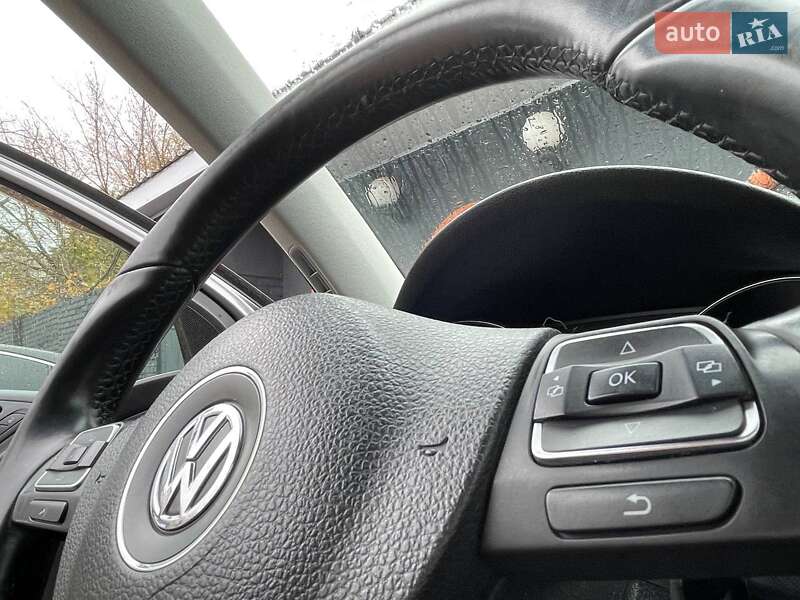Хетчбек Volkswagen Golf 2011 в Миколаєві