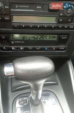 Хэтчбек Volkswagen Golf 2002 в  фото 24 Хэтчбек Volkswagen Golf 2002 в