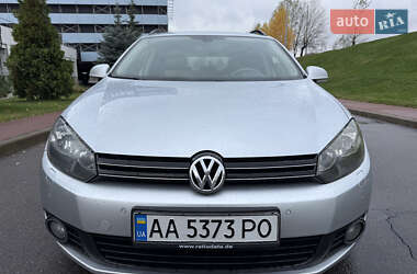 Универсал Volkswagen Golf 2013 в Киеве