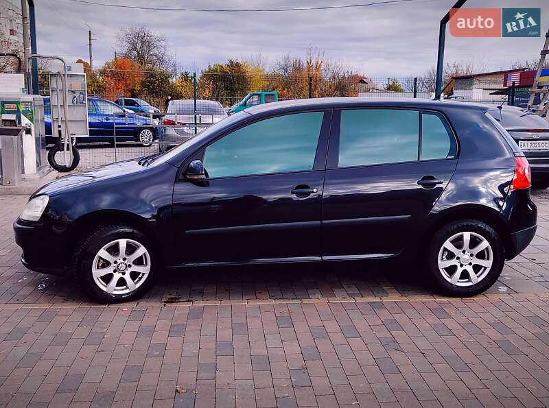 Хэтчбек Volkswagen Golf 2006 в Белой Церкви