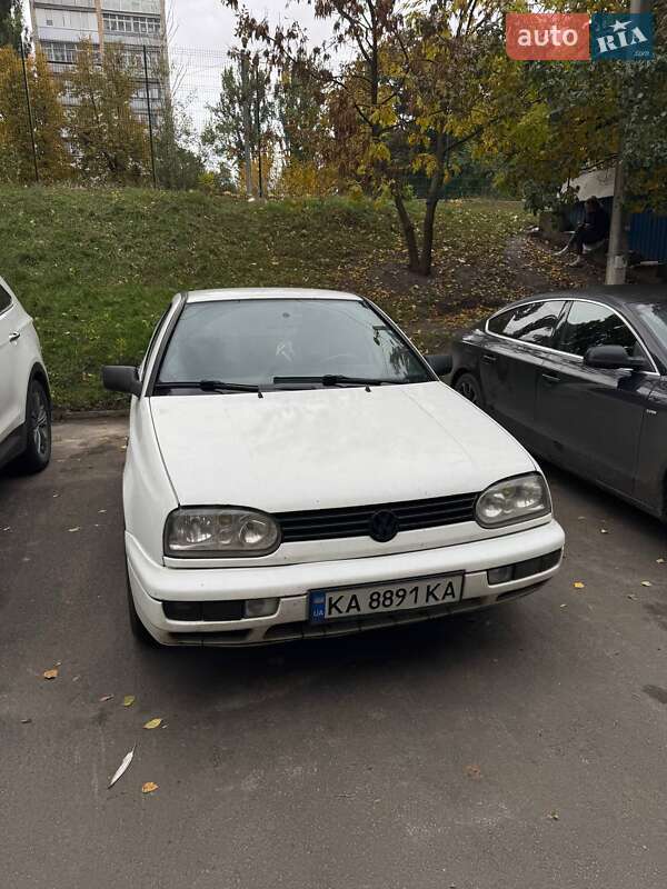 Хетчбек Volkswagen Golf 1995 в Білій Церкві