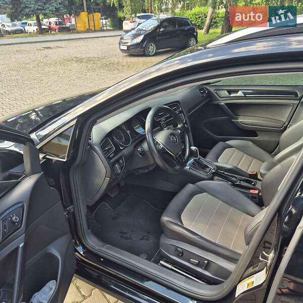 Универсал Volkswagen Golf 2015 в Черновцах фото 39 Универсал Volkswagen Golf 2015 в Черновцах