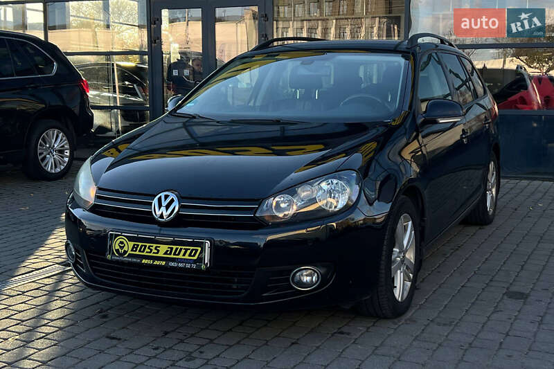 Універсал Volkswagen Golf 2012 в Івано-Франківську