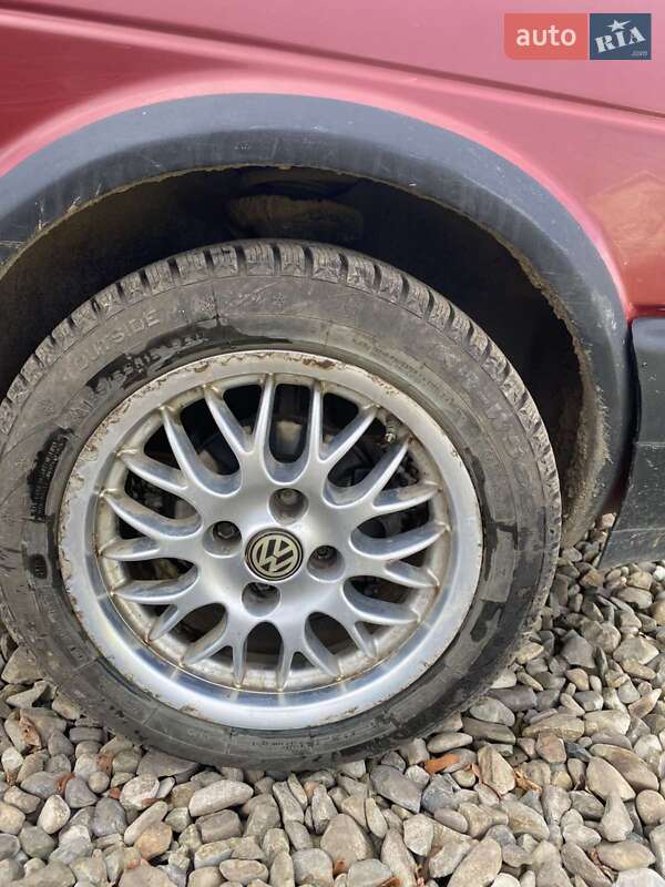 Хэтчбек Volkswagen Golf 1990 в Долине