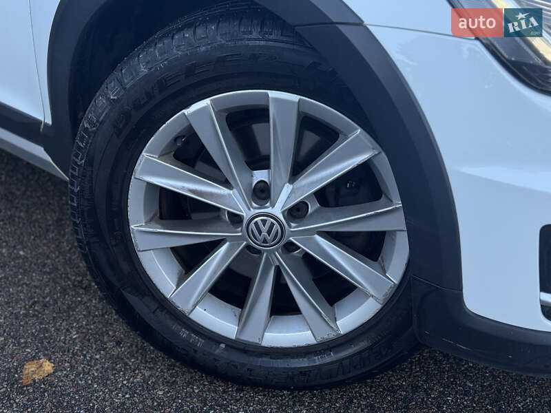 Универсал Volkswagen Golf 2017 в Киеве фото 3 Универсал Volkswagen Golf 2017 в Киеве