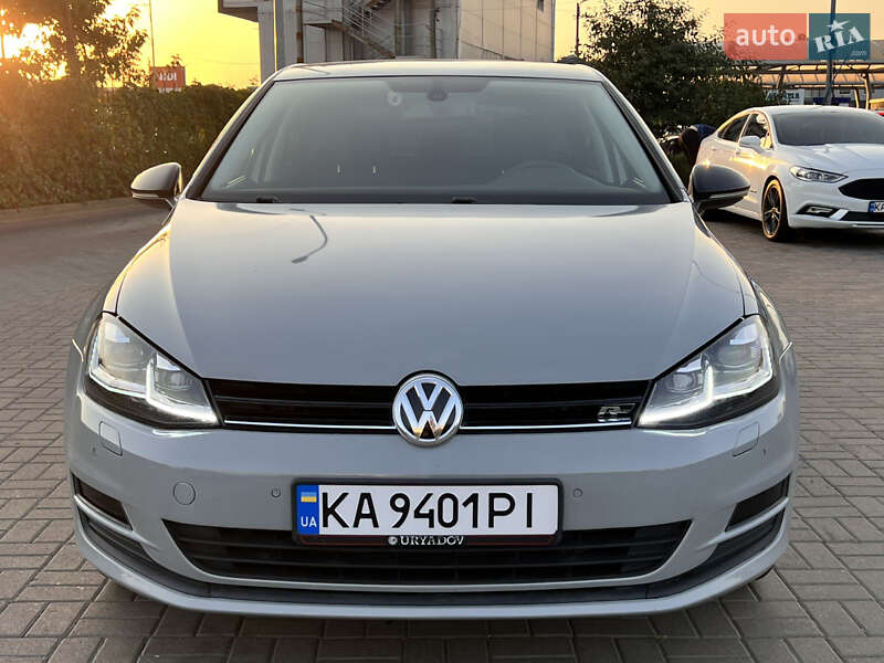 Хетчбек Volkswagen Golf 2013 в Києві