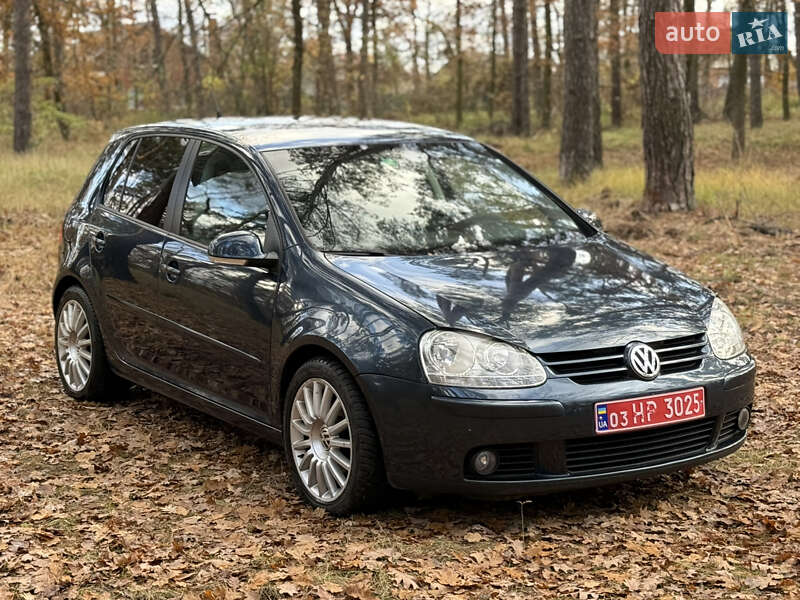 Хэтчбек Volkswagen Golf 2007 в Сумах