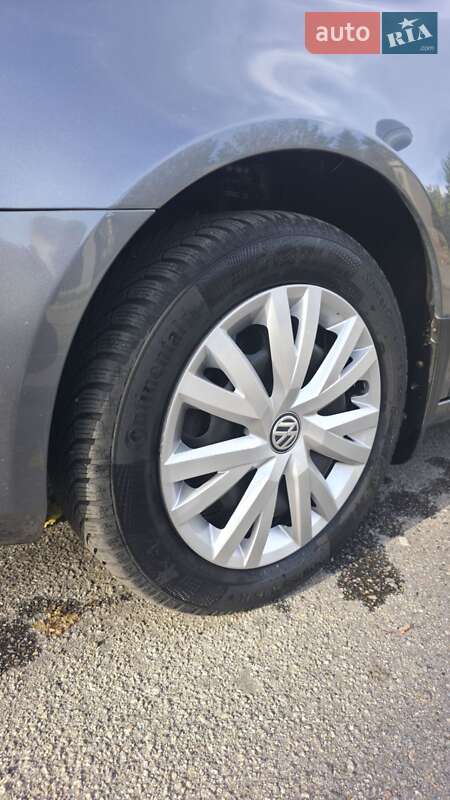 Универсал Volkswagen Golf 2011 в Умани