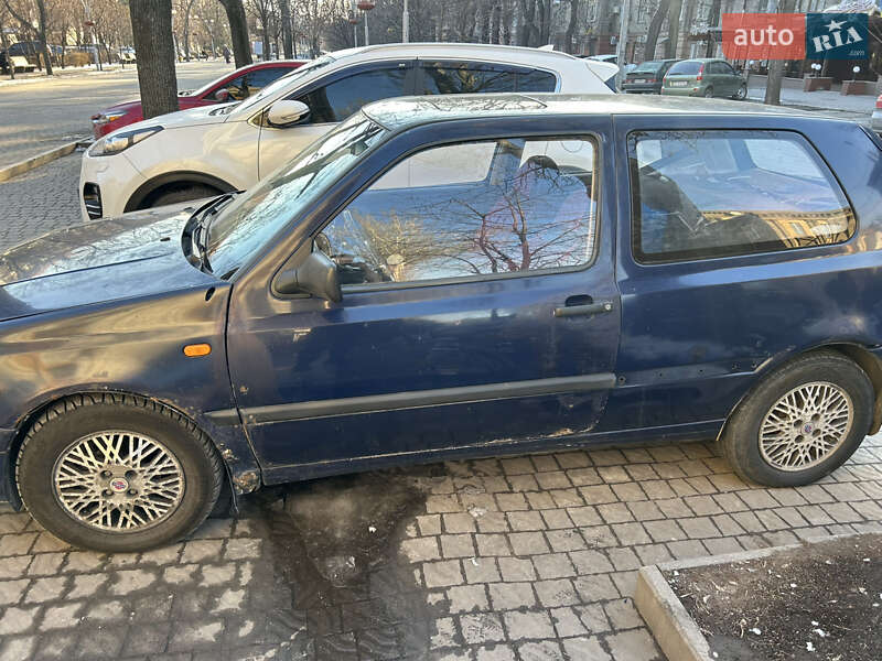 Хэтчбек Volkswagen Golf 1996 в Запорожье
