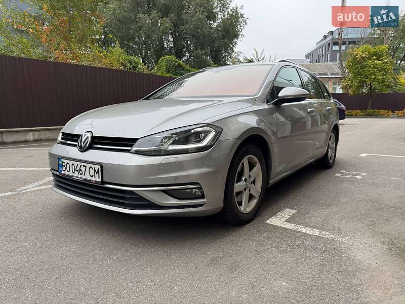 Универсал Volkswagen Golf 2017 в Киеве фото 2 Универсал Volkswagen Golf 2017 в Киеве