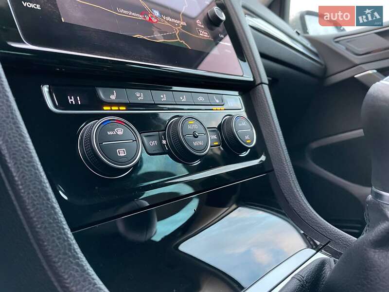 Универсал Volkswagen Golf 2017 в Киеве фото 11 Универсал Volkswagen Golf 2017 в Киеве