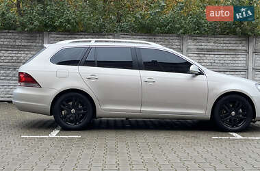 Универсал Volkswagen Golf 2010 в Ужгороде