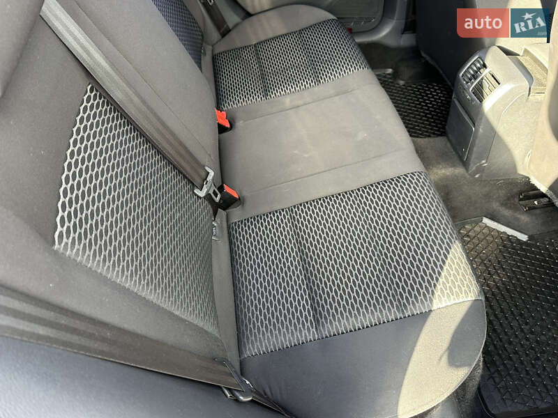 Хэтчбек Volkswagen Golf 2012 в Киеве