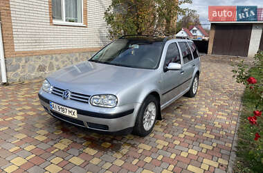 Универсал Volkswagen Golf 2004 в Бобровице