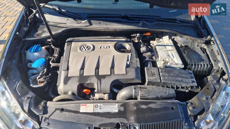 Универсал Volkswagen Golf 2010 в Виннице