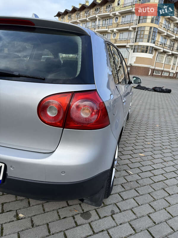 Хэтчбек Volkswagen Golf 2006 в Львове
