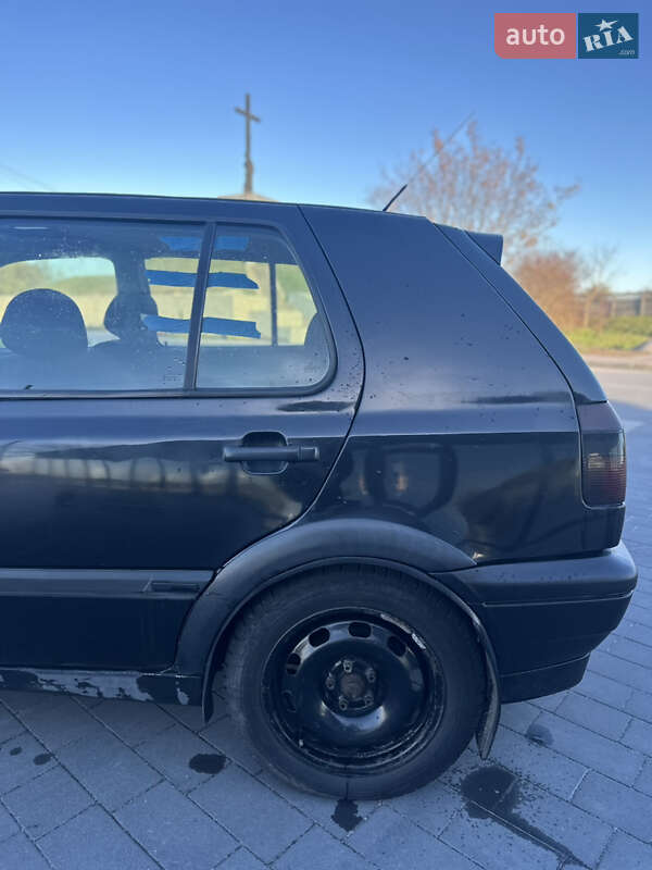 Хэтчбек Volkswagen Golf 1997 в Львове