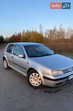 Хэтчбек Volkswagen Golf 1998 в Сопошине