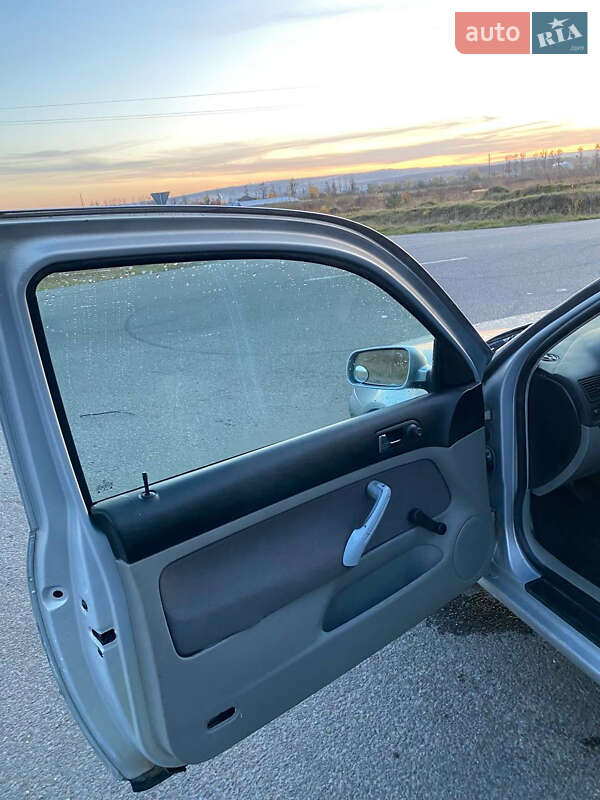 Хэтчбек Volkswagen Golf 1998 в Сопошине фото 13 Хэтчбек Volkswagen Golf 1998 в Сопошине