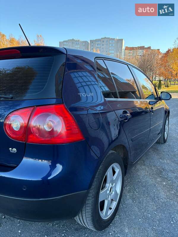 Хетчбек Volkswagen Golf 2007 в Хмельницькому