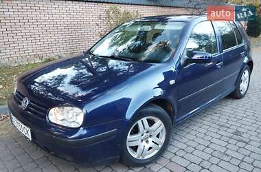 Хэтчбек Volkswagen Golf 2002 в Львове