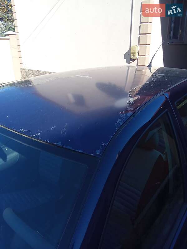 Хетчбек Volkswagen Golf 1997 в Виноградові