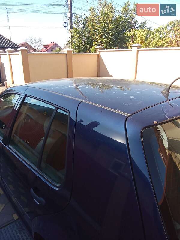 Хетчбек Volkswagen Golf 1997 в Виноградові