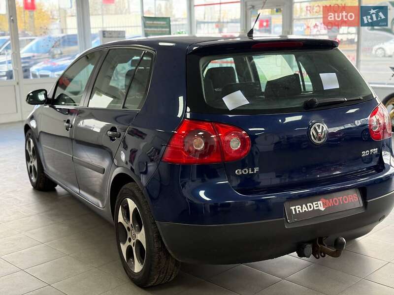 Хэтчбек Volkswagen Golf 2006 в Киеве