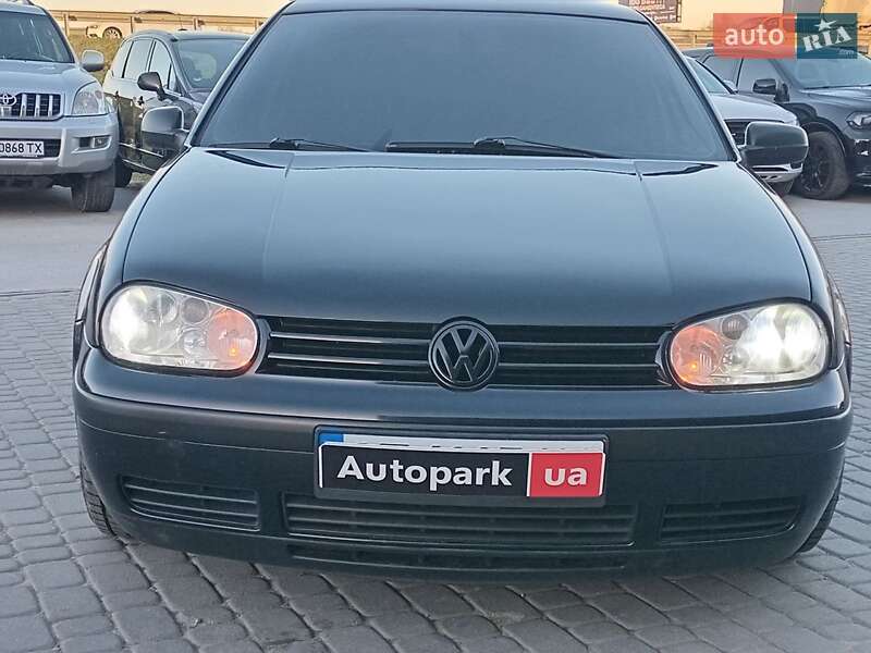 Хэтчбек Volkswagen Golf 2000 в Львове