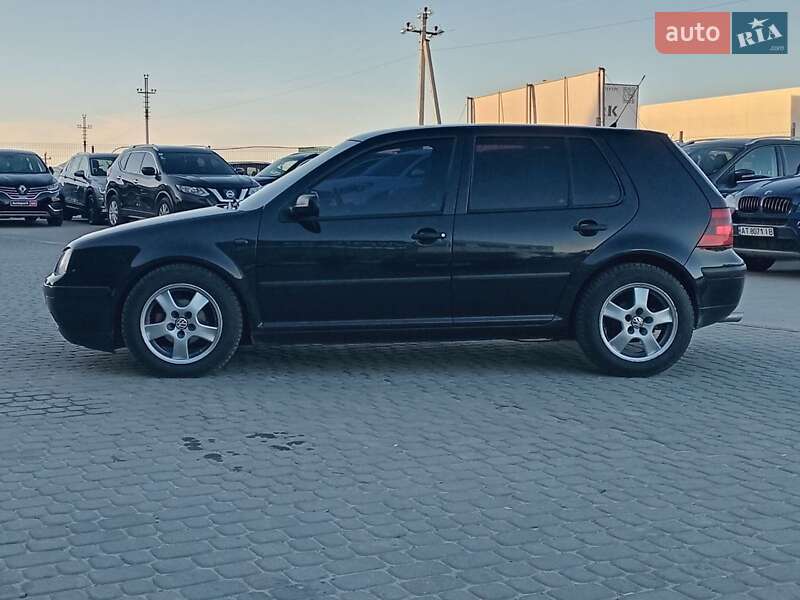 Хэтчбек Volkswagen Golf 2000 в Львове