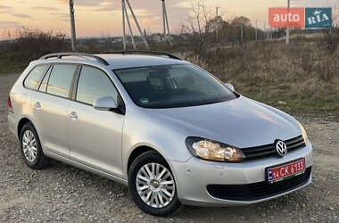 Універсал Volkswagen Golf 2012 в Калуші