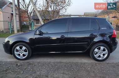 Хэтчбек Volkswagen Golf 2006 в Ковеле