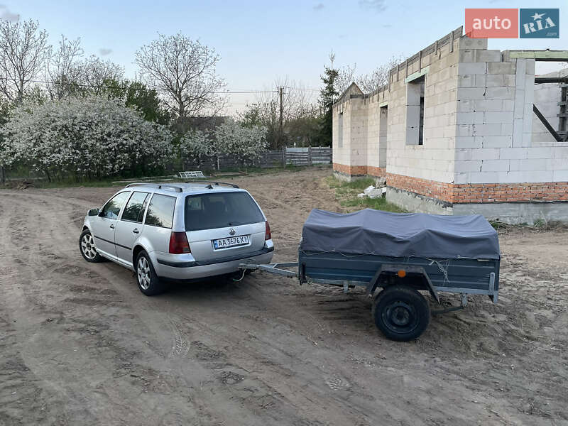 Volkswagen Golf 2003