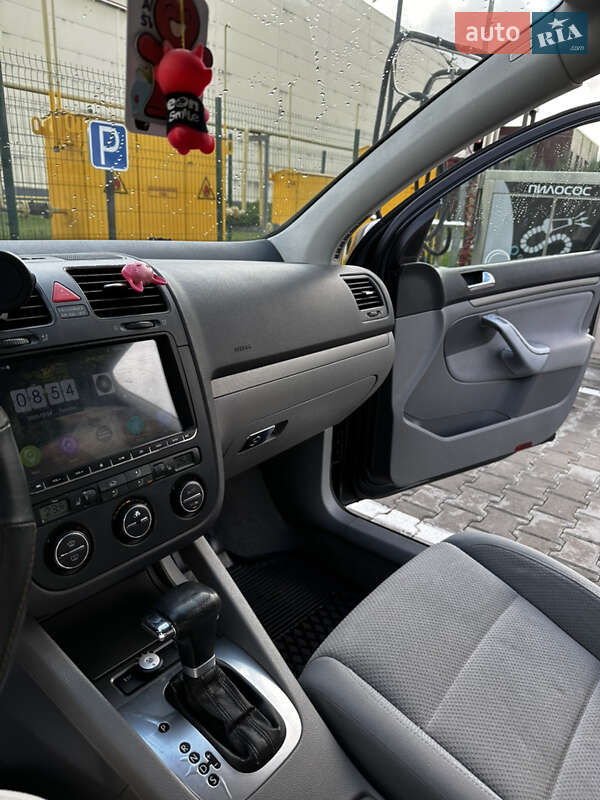 Хэтчбек Volkswagen Golf 2004 в Виннице фото 18 Хэтчбек Volkswagen Golf 2004 в Виннице