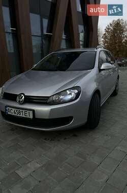 Універсал Volkswagen Golf 2013 в Луцьку