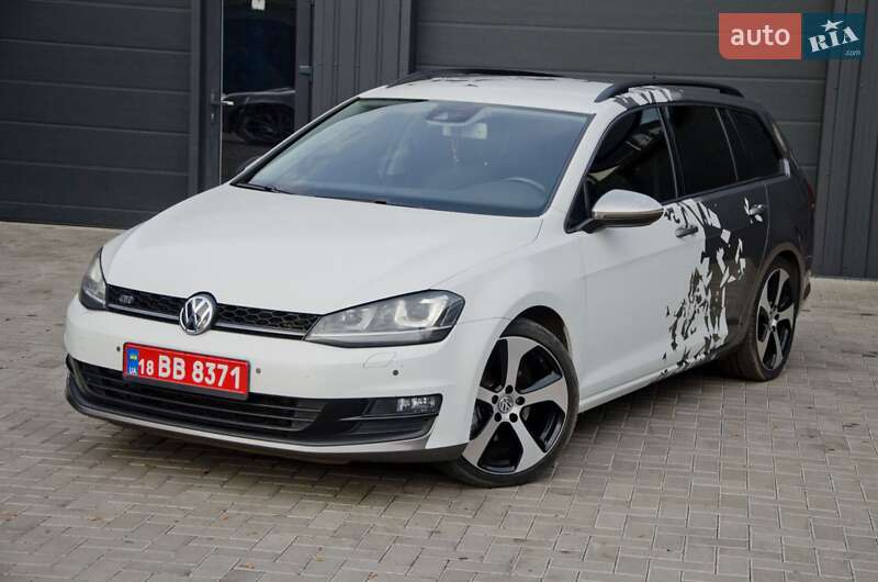 Універсал Volkswagen Golf 2015 в Сарнах