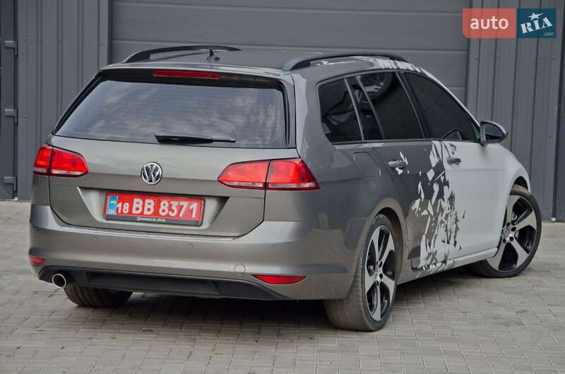 Універсал Volkswagen Golf 2015 в Сарнах