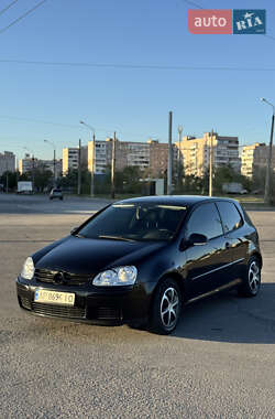 Хэтчбек Volkswagen Golf 2006 в Запорожье