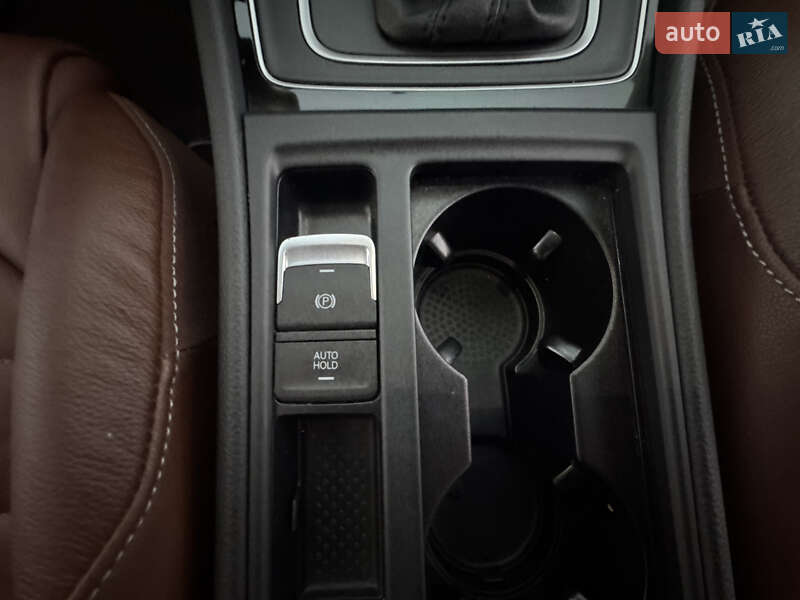 Хэтчбек Volkswagen Golf 2014 в Одессе