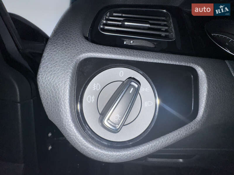 Хэтчбек Volkswagen Golf 2014 в Одессе