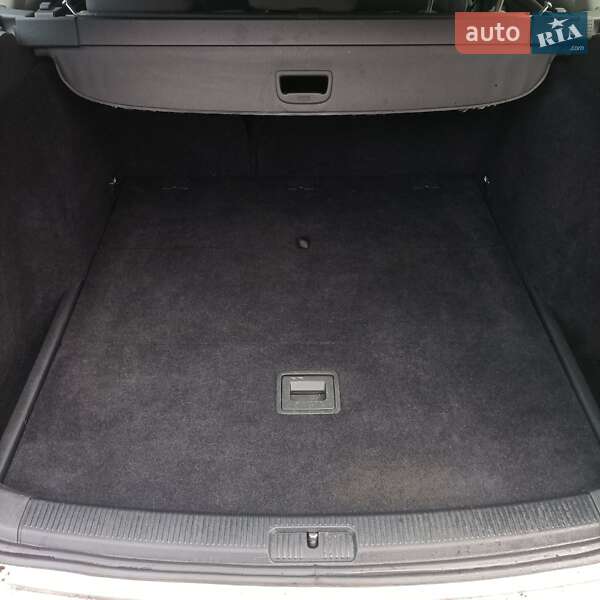 Універсал Volkswagen Golf 2009 в Житомирі