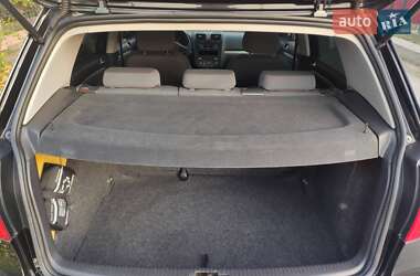 Хэтчбек Volkswagen Golf 2006 в Ковеле