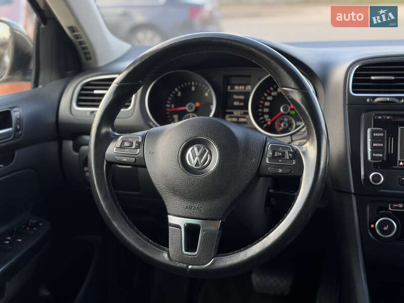 Универсал Volkswagen Golf 2012 в Бердичеве