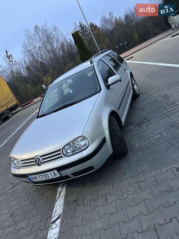 Универсал Volkswagen Golf 1999 в Житомире