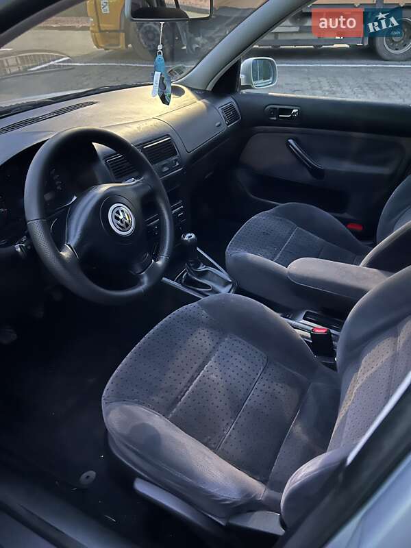 Универсал Volkswagen Golf 1999 в Житомире